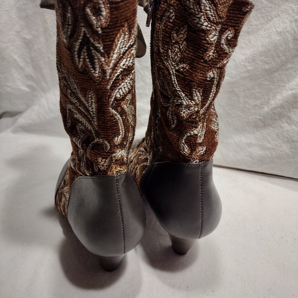 🌍 Poetic Licence || 2.5" Lady Victoria Boots - Picture 9 of 12